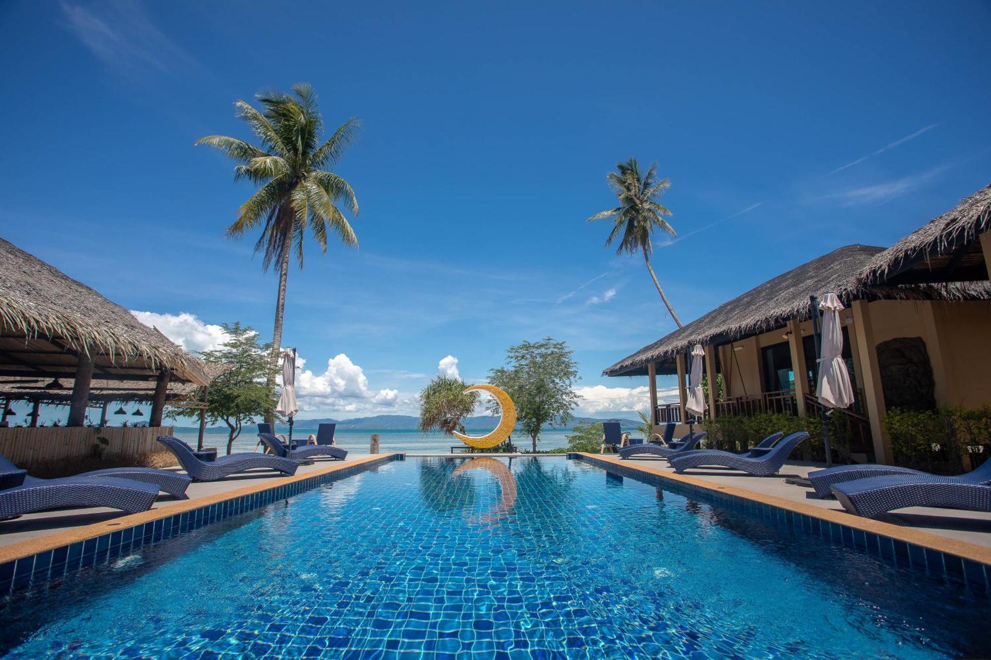 Absolute Beachfront Resort Baan Tai Esterno foto